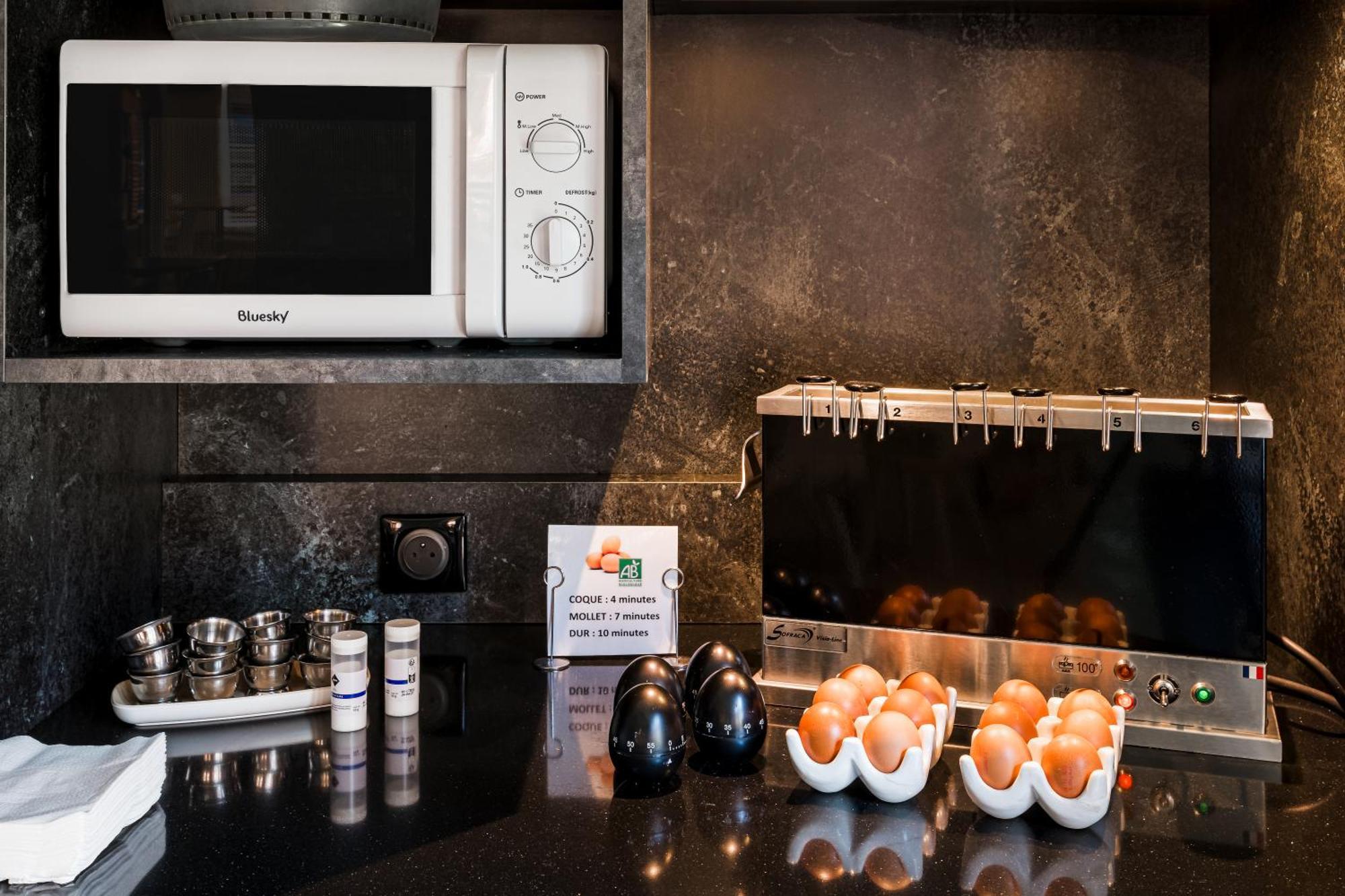 Отель Ibis Styles Annecy Centre Gare Экстерьер фото