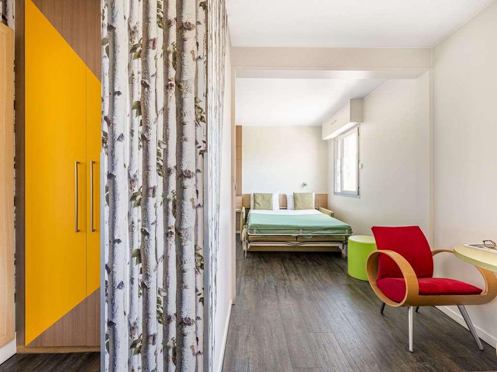 Отель Ibis Styles Annecy Centre Gare Номер фото