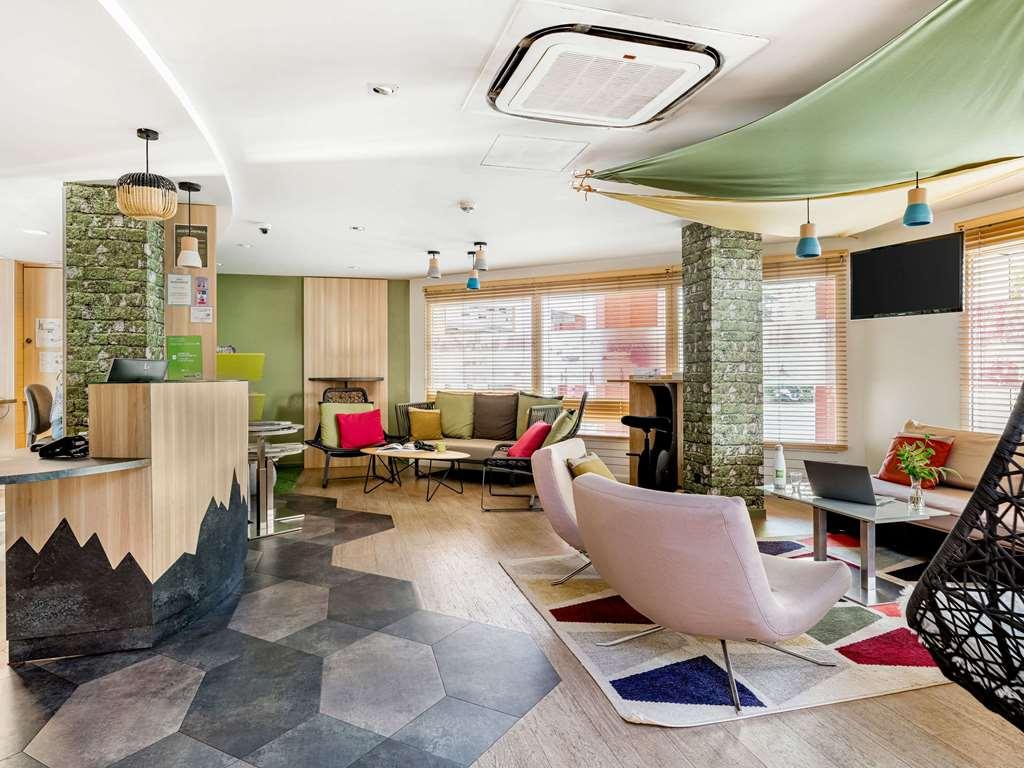 Отель Ibis Styles Annecy Centre Gare Экстерьер фото